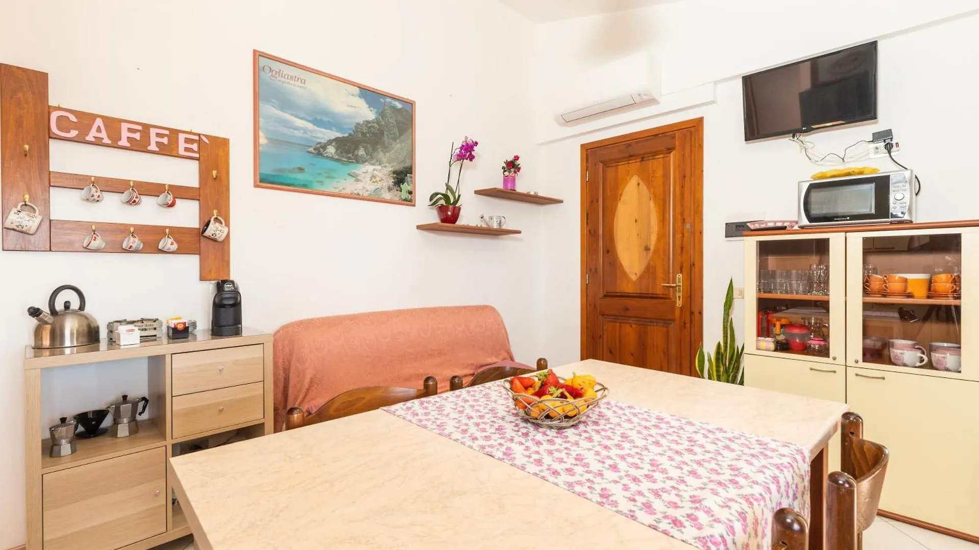 Apartment Appartamenti Flavia Santa Maria Navarrese Italien